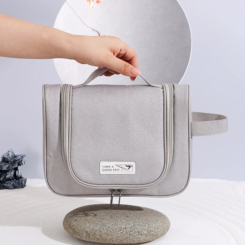 Trousse de toilette suspendue - Paisible Voyage