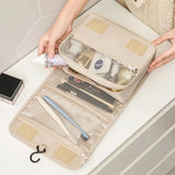 trousse toilette voyage femme a suspendre