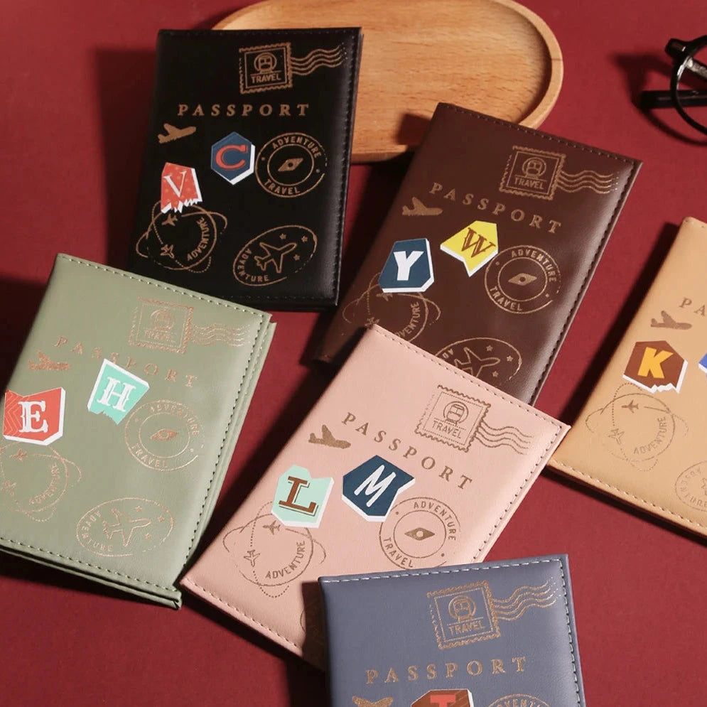 étuis passeport personnalisé initiales