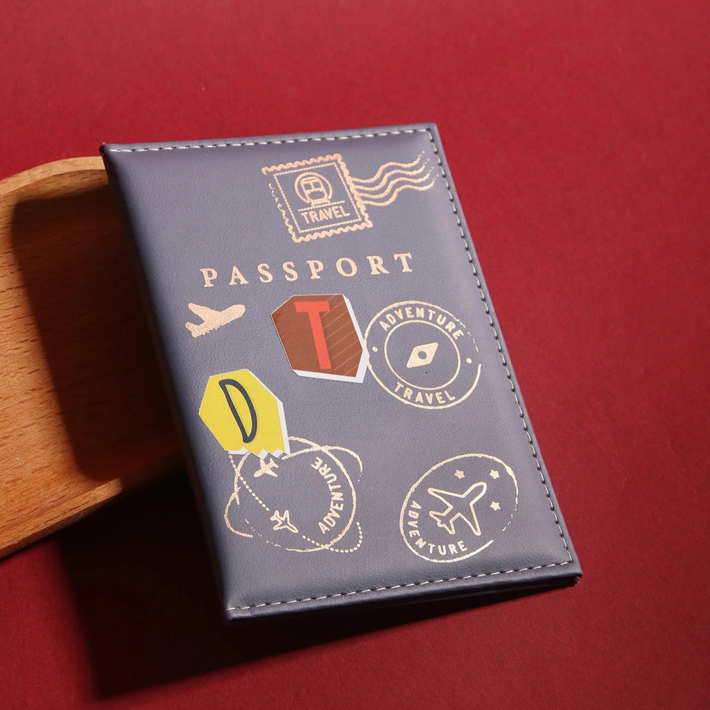 couverture passeport personnalisé initiales