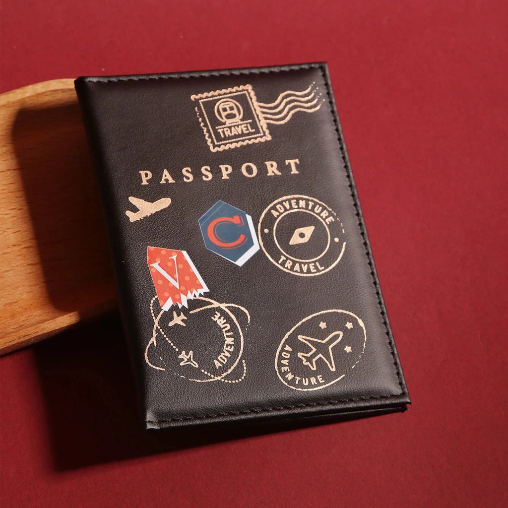 étui passeport personnalisé initiales noir