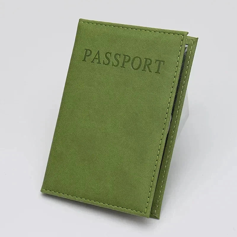 etui protège passeport vert