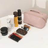 trousse de toilette ouverture grand angle femme rose