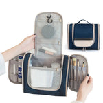 trousse de toilette suspendue femme