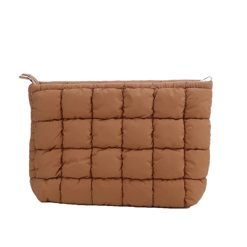 trousse toilette tissu matelassé de femme