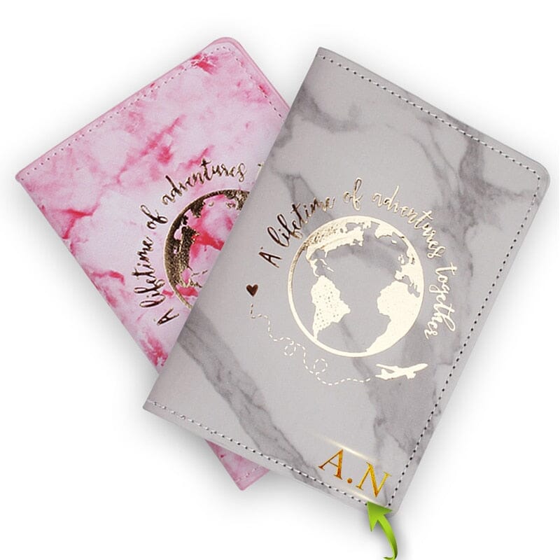 pochette passeport personnalisé couple voyageur