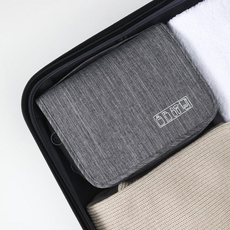 trousse de toilette voyage a suspendre travelbasics gris